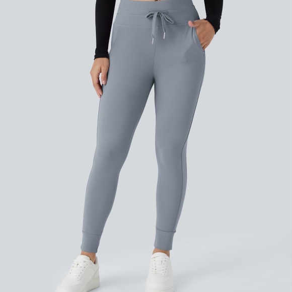 Gray High-Waisted Halara Leggings - Picture 2 of 2